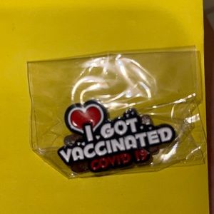 Beautiful magnet covid vaccine 💉